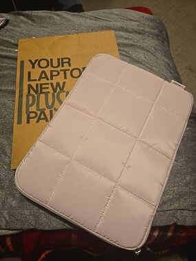 Quilted Pink Tablet Sleeve with Soft Padding -